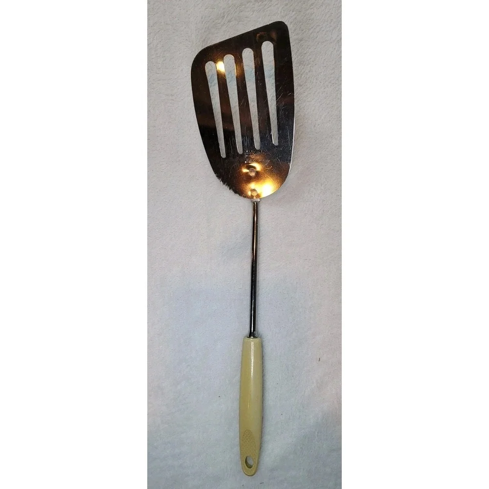 Vtg Chromium Plated Ekco USA Slotted‎ Spatula Beige Handle - Very Good Condition